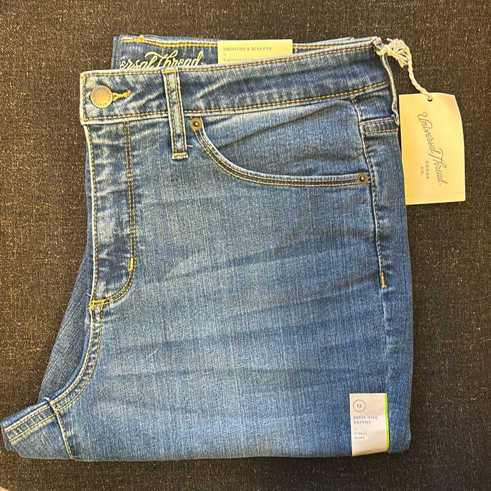 Skinny jeans